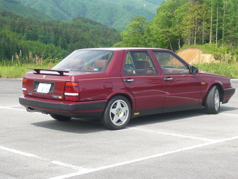 Lancia Thema 834