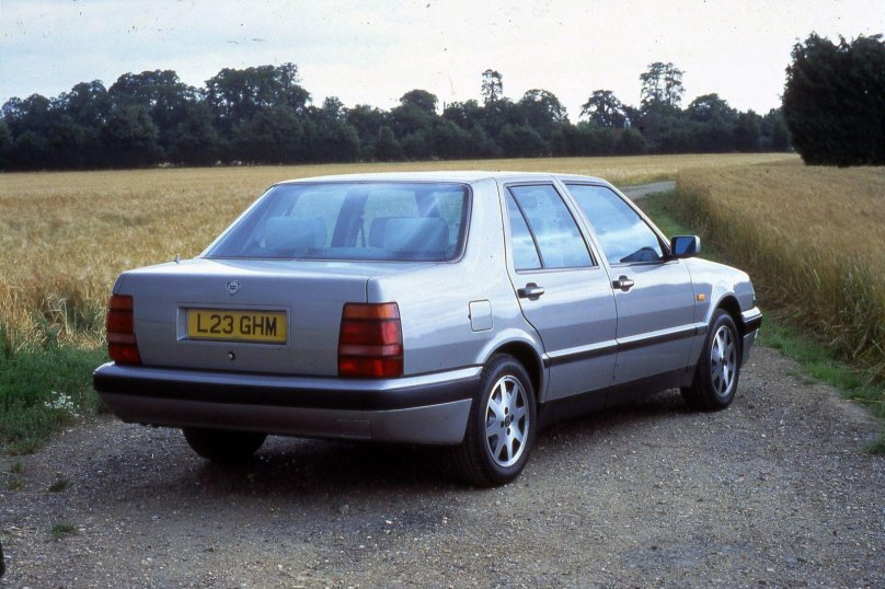 Lancia Thema Turbo 16v