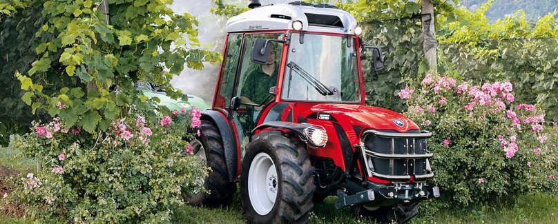 Трактор Антонио Карраро 9900