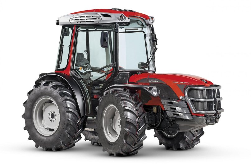 Трактор Антонио Карраро 9900