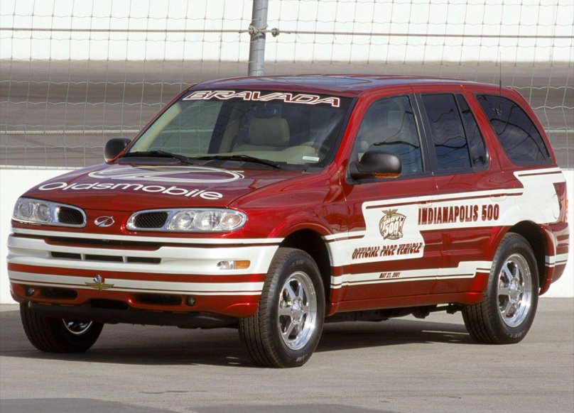 Олдсмобиль 2001