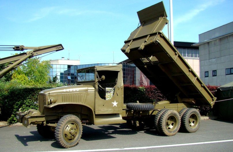 Автомобиль GMC CCKW-353