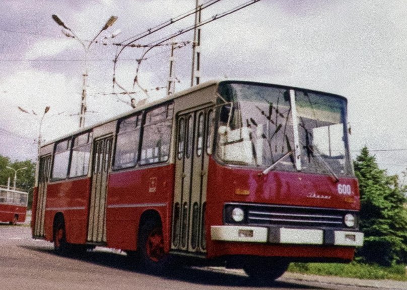 Троллейбус Икарус 260т