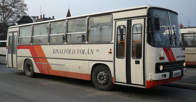 Ikarus 260