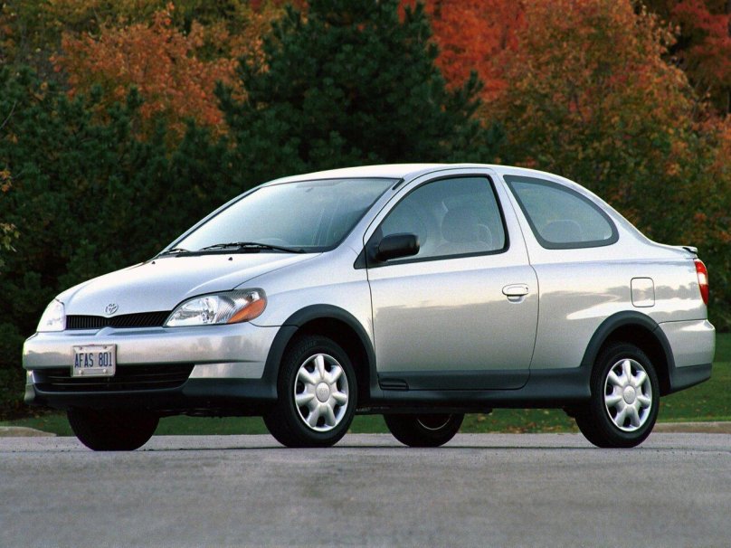 Toyota Echo 2000