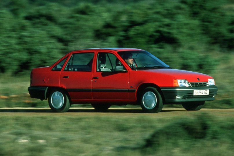 Опель кадет 1989 седан