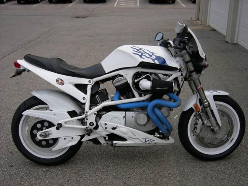 Buell x1 Lightning