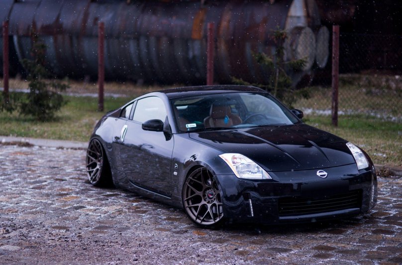Nissan 350z Black