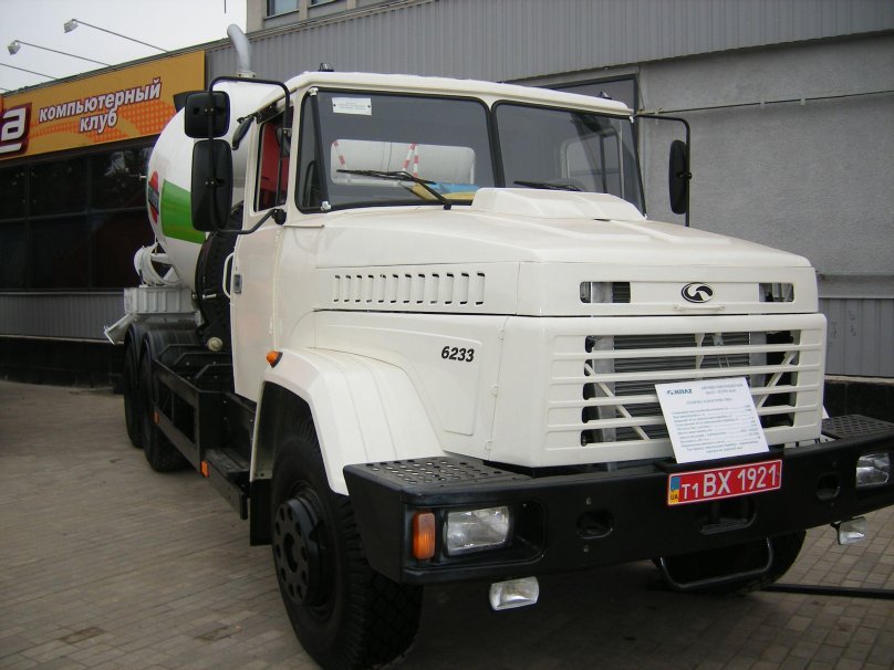 КРАЗ 6233