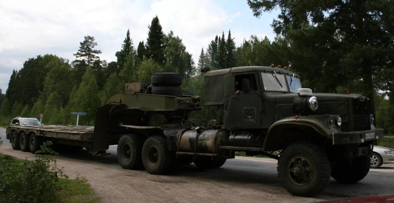 КРАЗ 255 седельный тягач