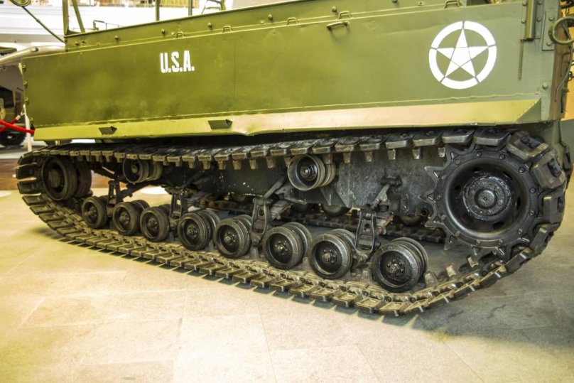 Гусеничный Транспортер m548