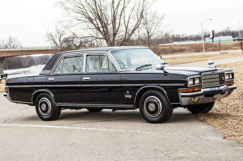 Nissan President 1987