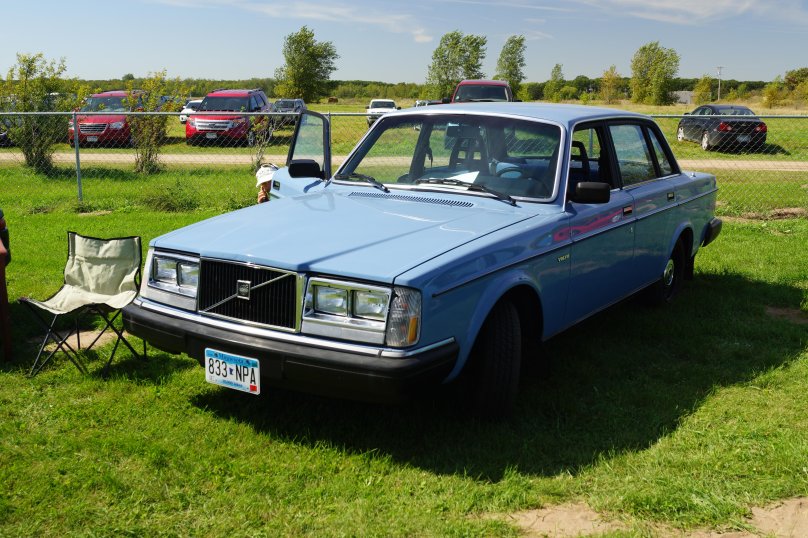 Volvo 240 DL