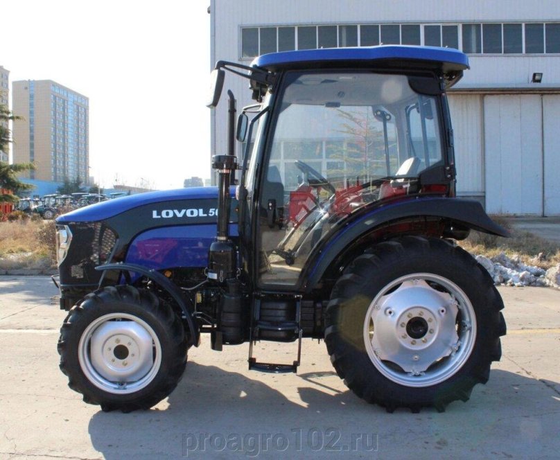Трактор Ловол