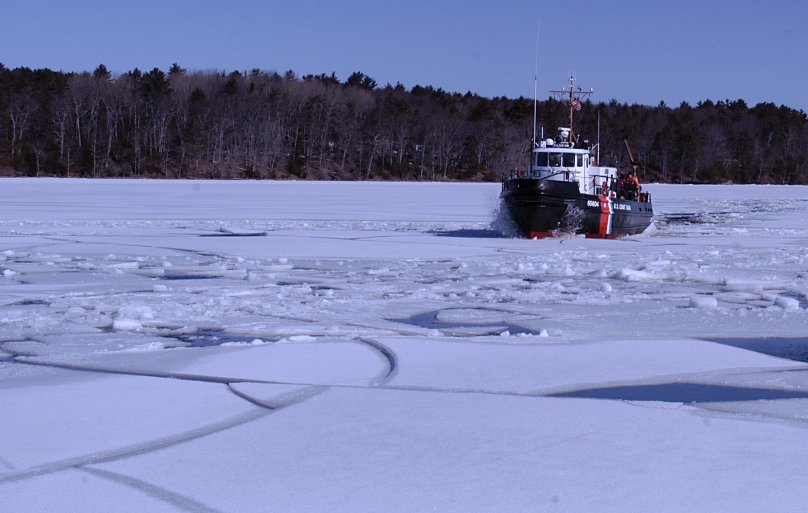 Ледовые дороги в Манитобе