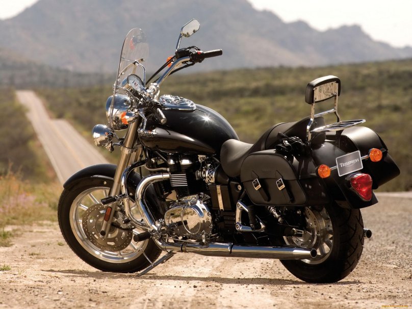 Мотоцикл Триумф Америка Triumph America