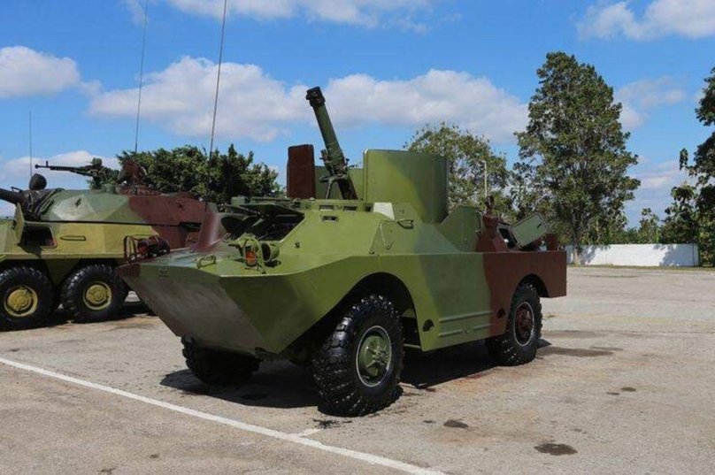 БТР 60 С пушкой