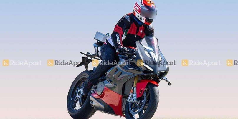 Мотоцикл Ducati Superleggera v4