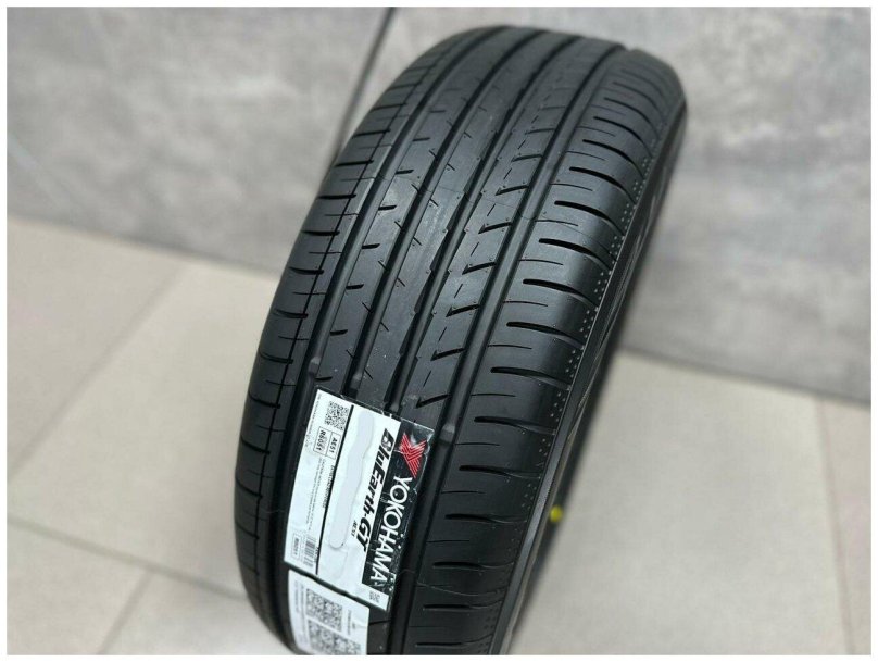 Yokohama BLUEARTH-gt AE-51 215/50 r17