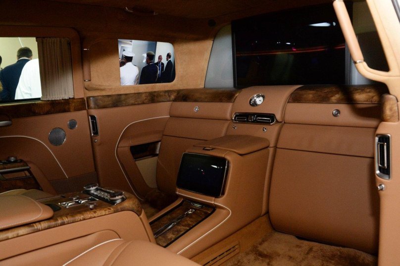 Аурус лимузин президента