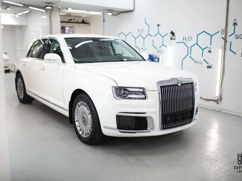 Седан Aurus Senat