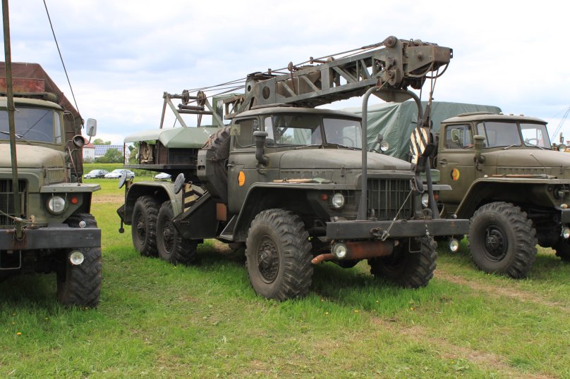 Кран 8т210 Урал