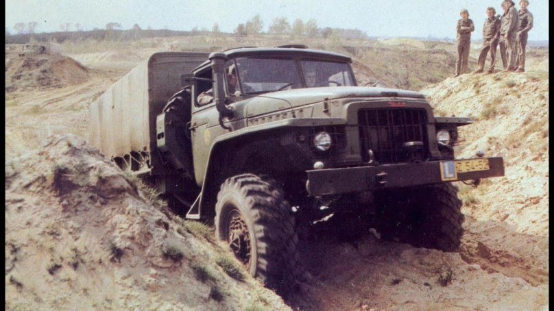 Урал-375д грузовой