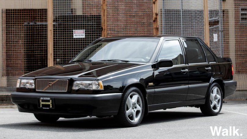 Volvo 850 sedan