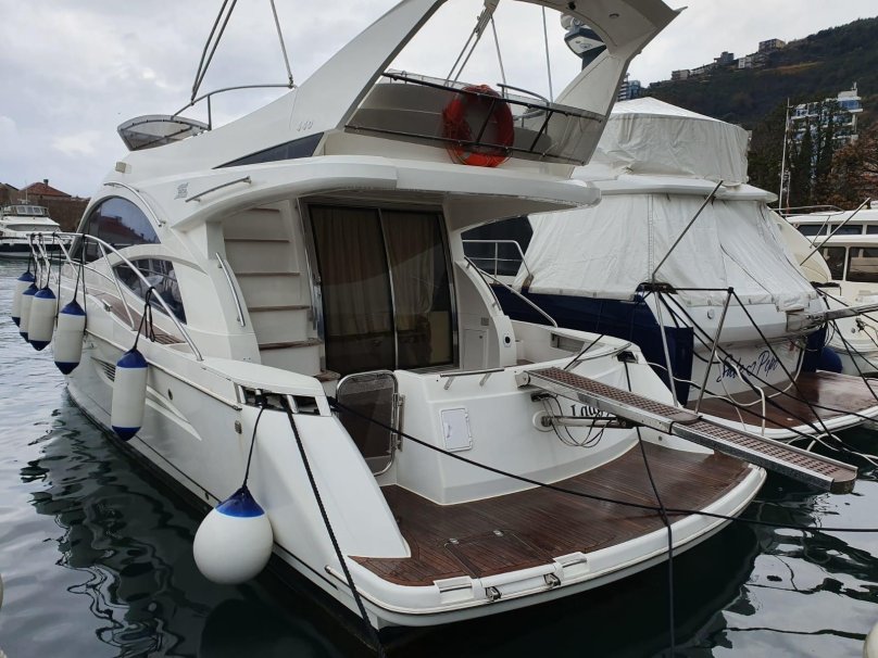 Galeon 440