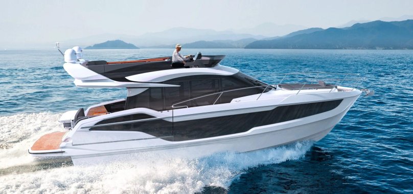 Моторная яхта Galeon 440 Fly