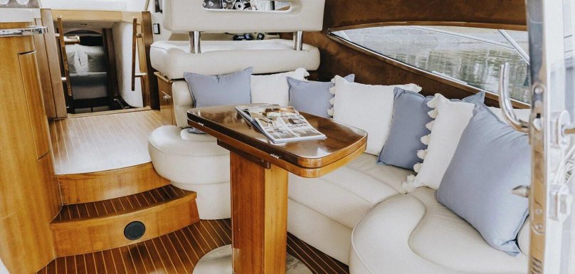 Моторная яхта Galeon 440 Fly