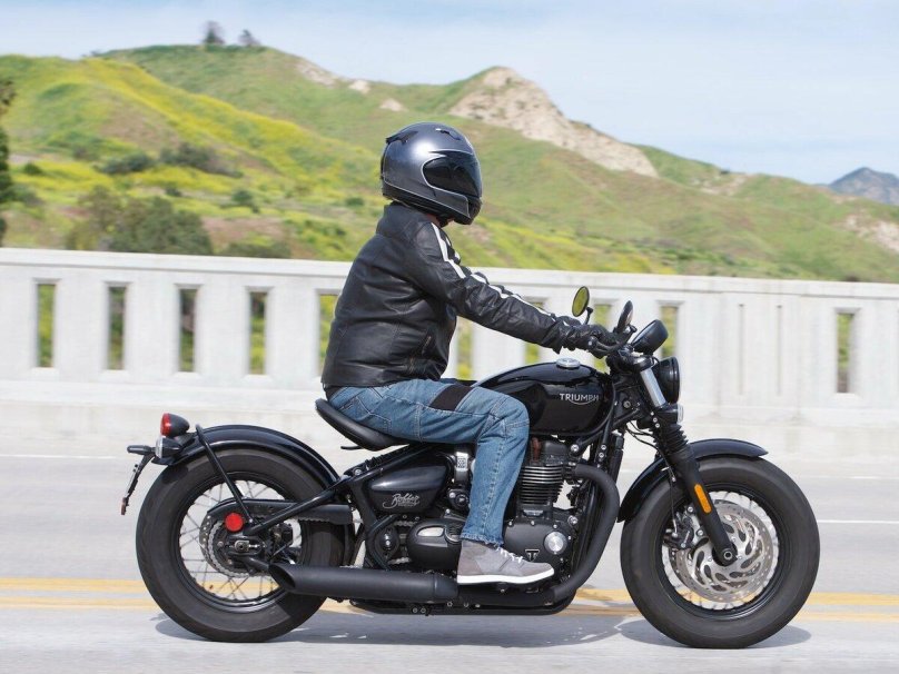 Триумф Бонневиль боббер