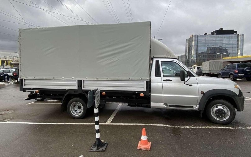 УАЗ профи 236031