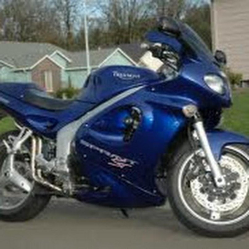 Triumph Sprint St 955i