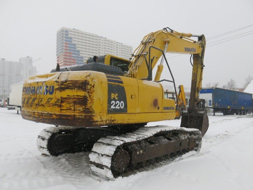 Komatsu pc220