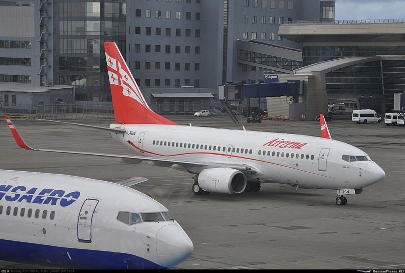 Боинг 737 Georgian Airlines