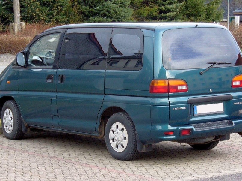 Mitsubishi Space Gear 1994