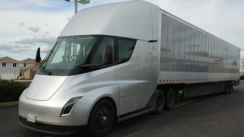 Tesla Semi 2022