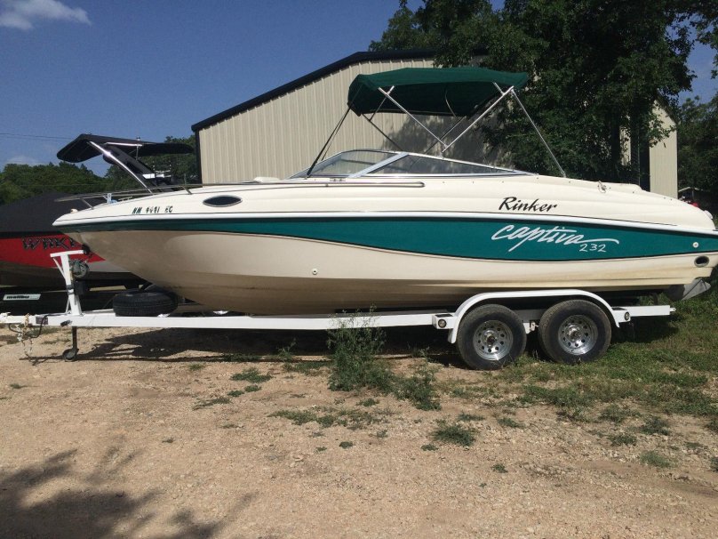 Rinker Captiva 232