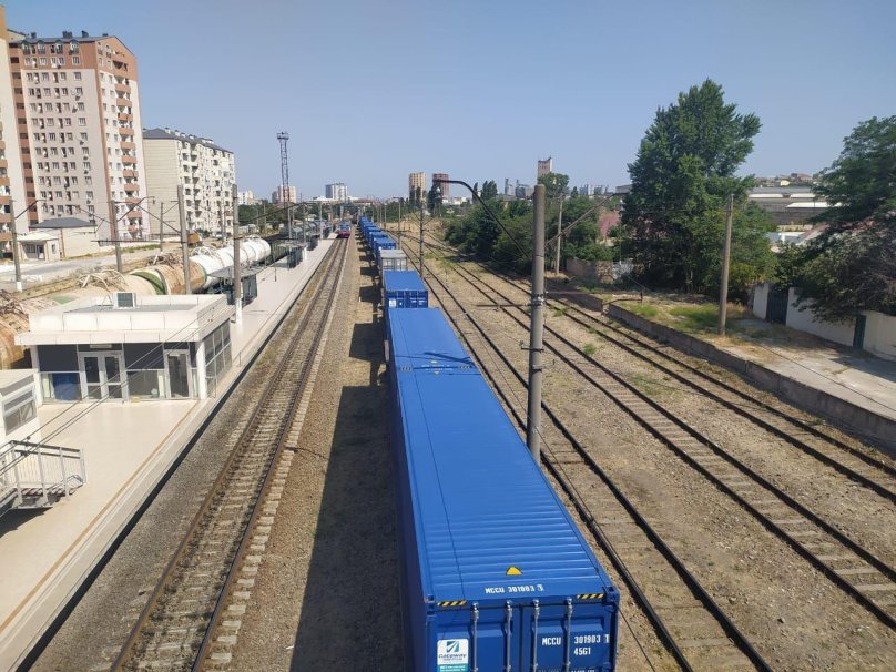 Первая железная дорога в Азербайджане