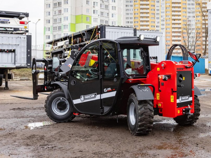 Телескопический погрузчик Faresin 06.26 Classic 52