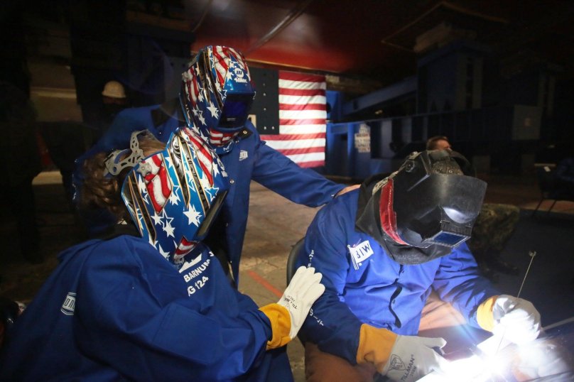 «Харви Барнум мл.» DDG 124