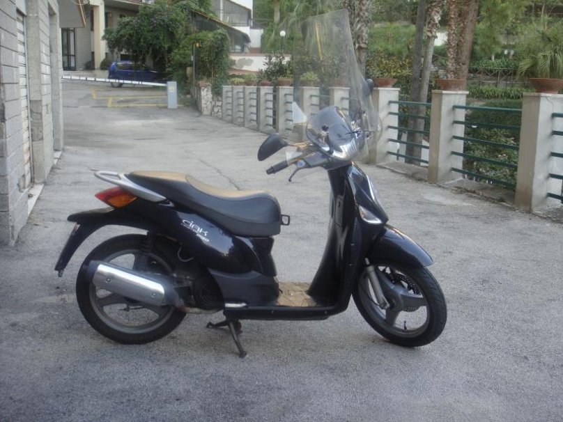 Malaguti 50 скутер