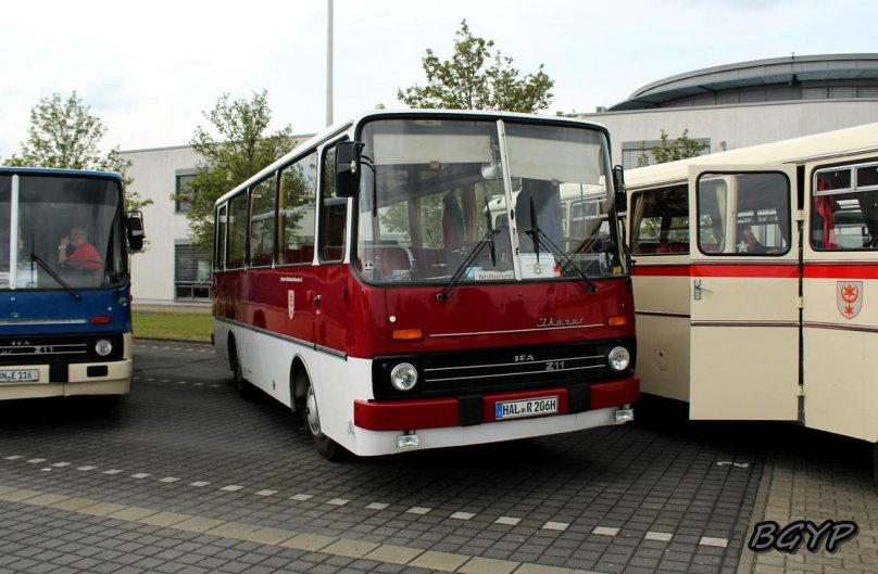 Ikarus 211.51