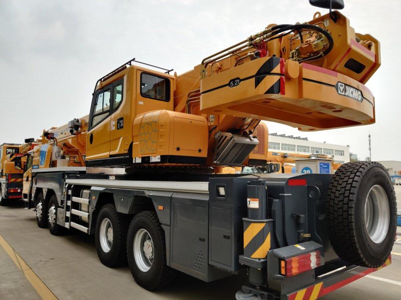 Автокран xct70_s