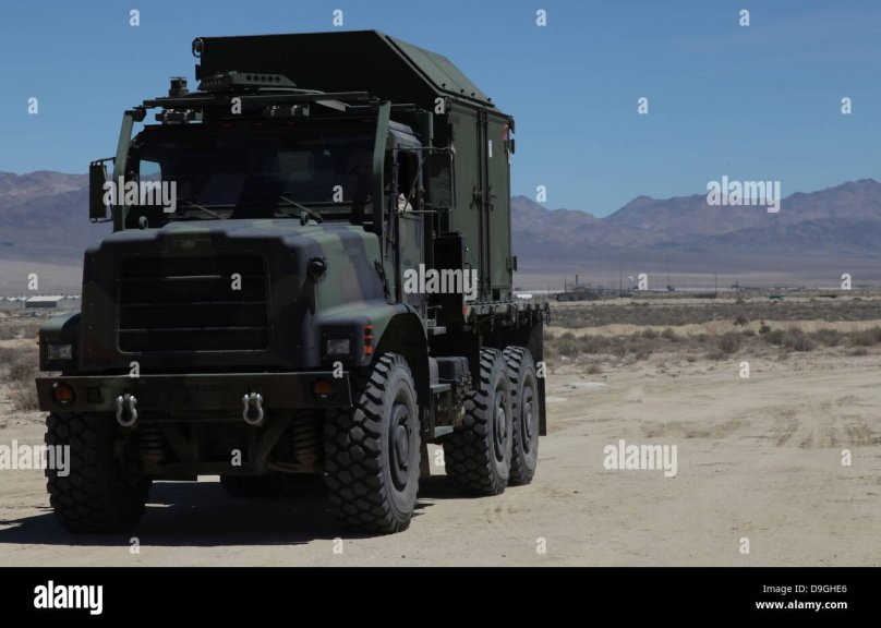 Армейский грузовой автомобиль Oshkosh MTVR MK-28