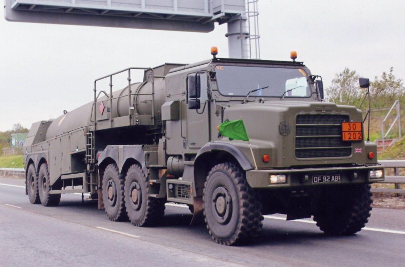 Армейский грузовой автомобиль Oshkosh MTVR MK-28