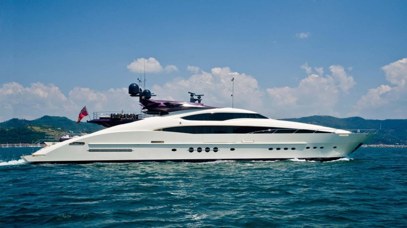 Яхта Палмер Джонсон 150