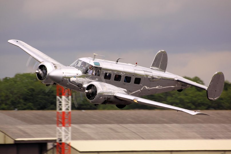 Beech 18