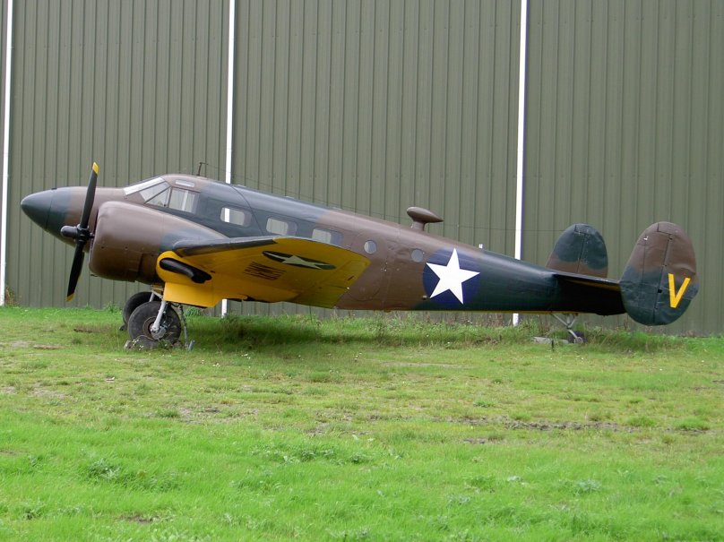 Twin Beech c 45 Expeditor